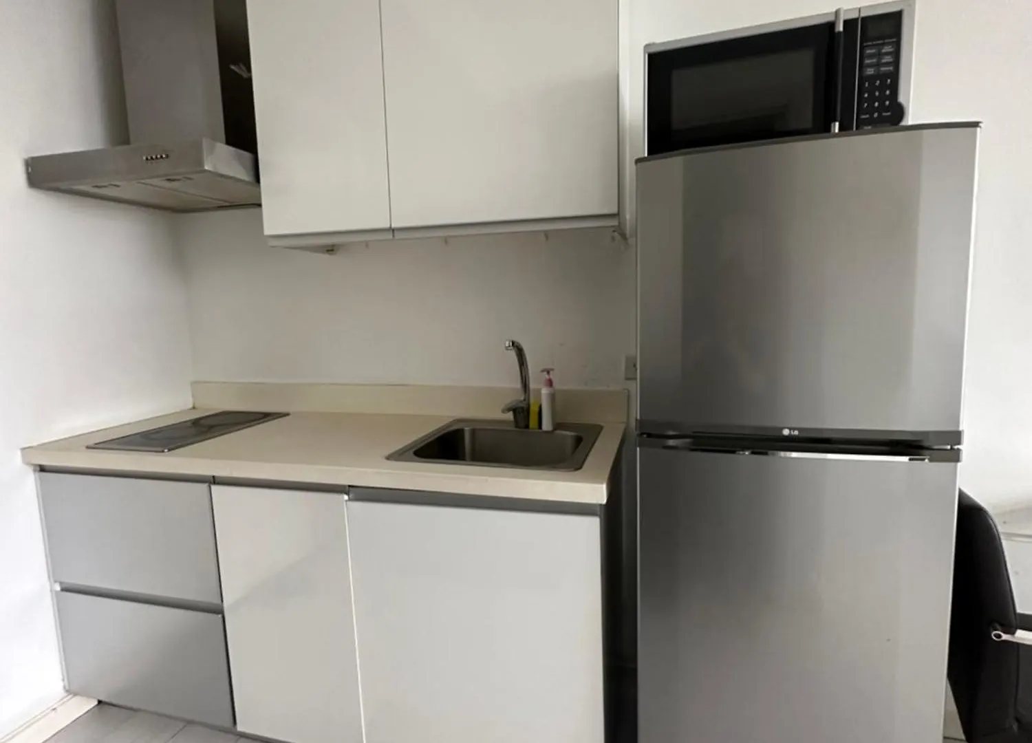 Bright Studio In Gramercy Residences Condo Манила